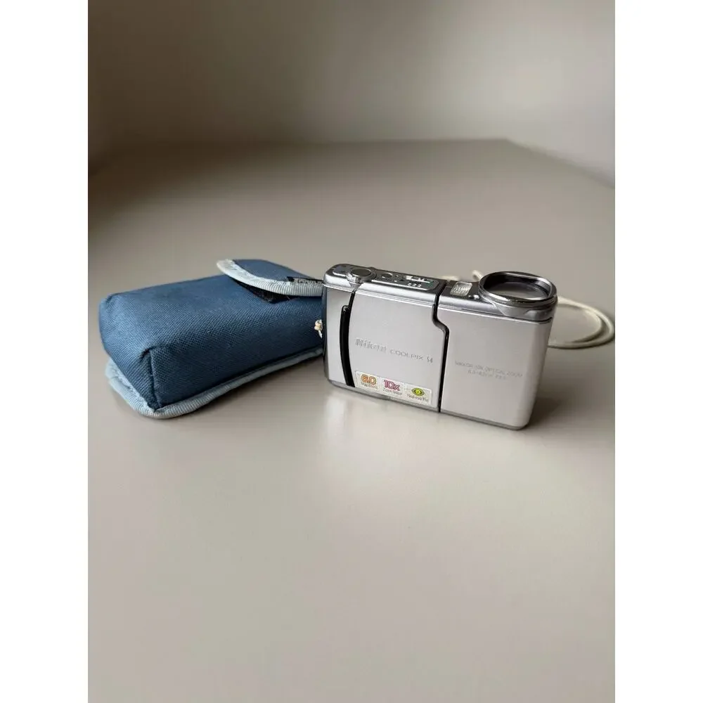 Nikon Coolpix S4 Digital y2k Camera Swivel Lens 6MP 10x Zoom Digicam RARE WORKS